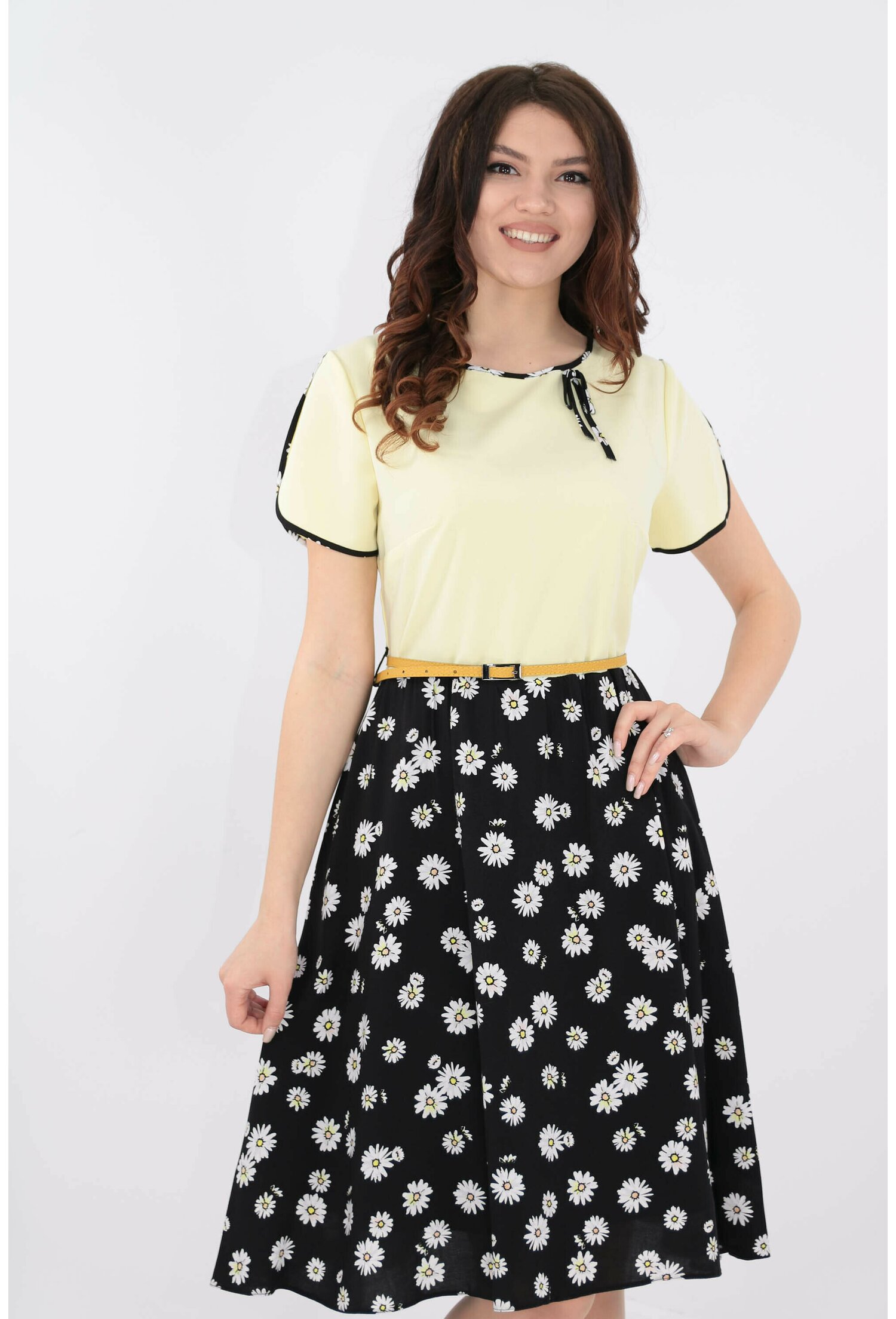 Rochie galbena cu print floral