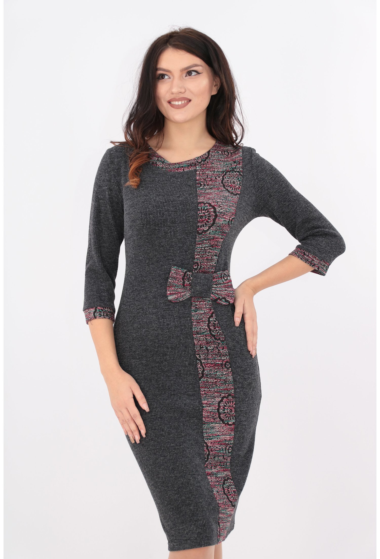 Rochie gri din jerse cu garnitura din brocard