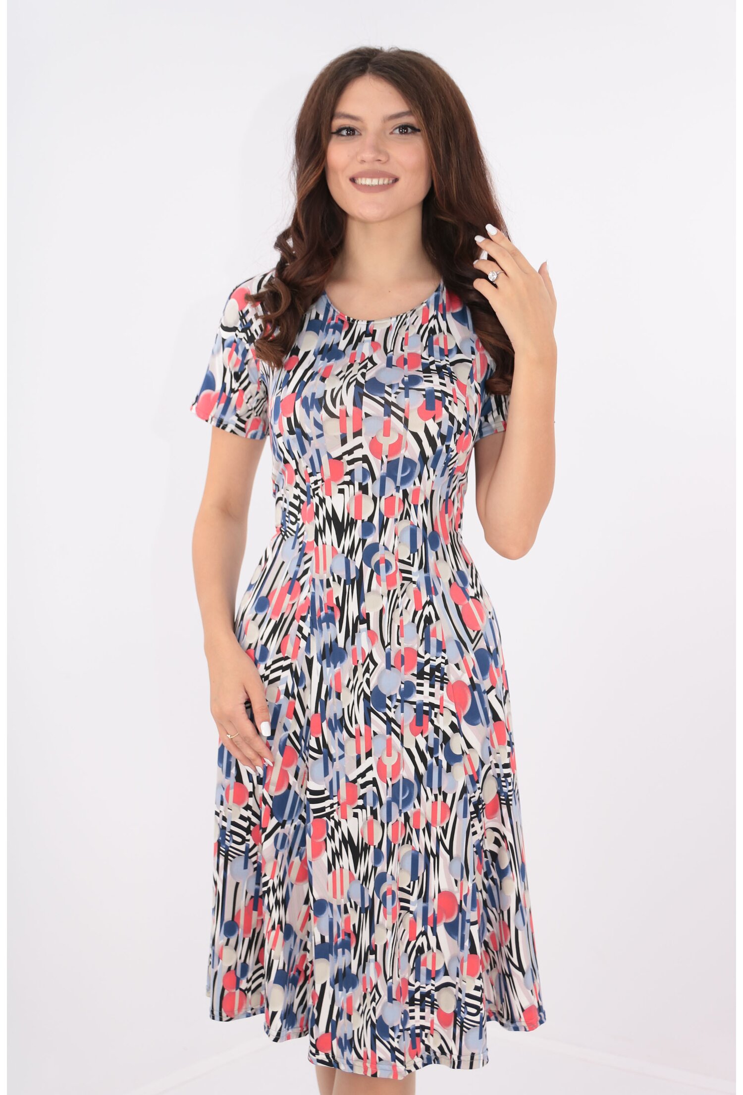 Rochie in clini cu desen multicolor corai