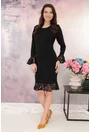 Rochie neagra cu volanase din dantela la tiv si maneci