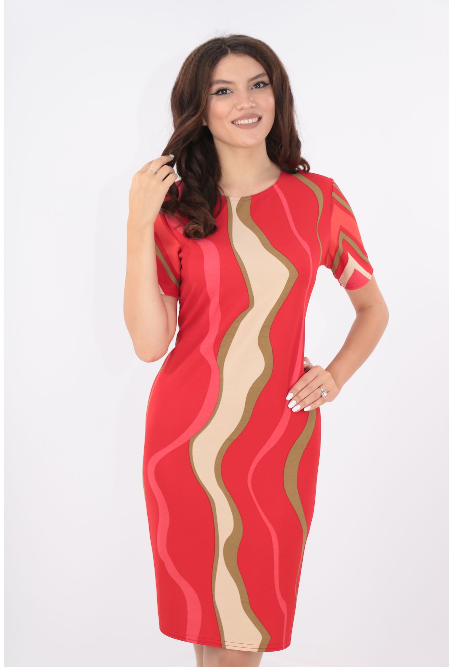 Rochie rosie cu desen abstract