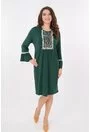 Rochie verde cu motive traditionale si ciucuri crem